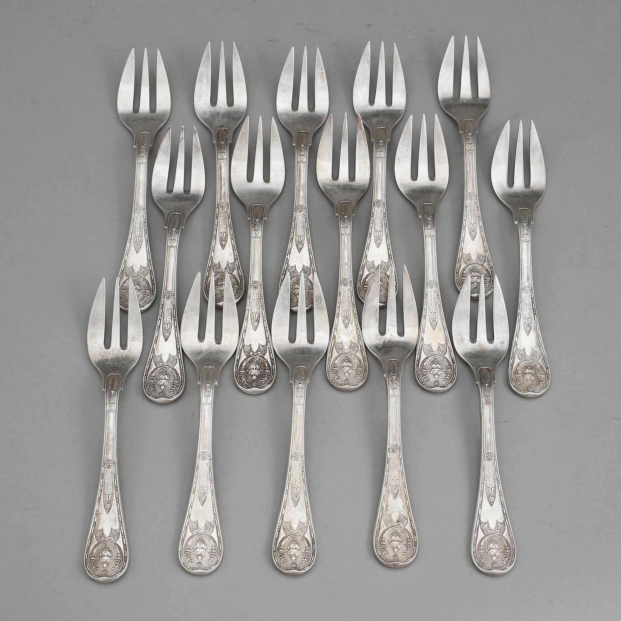TÅRTGAFFLAR, 15 delar, silver, Österrike-Ungern 1872-1922. Vikt ca 527 gram.