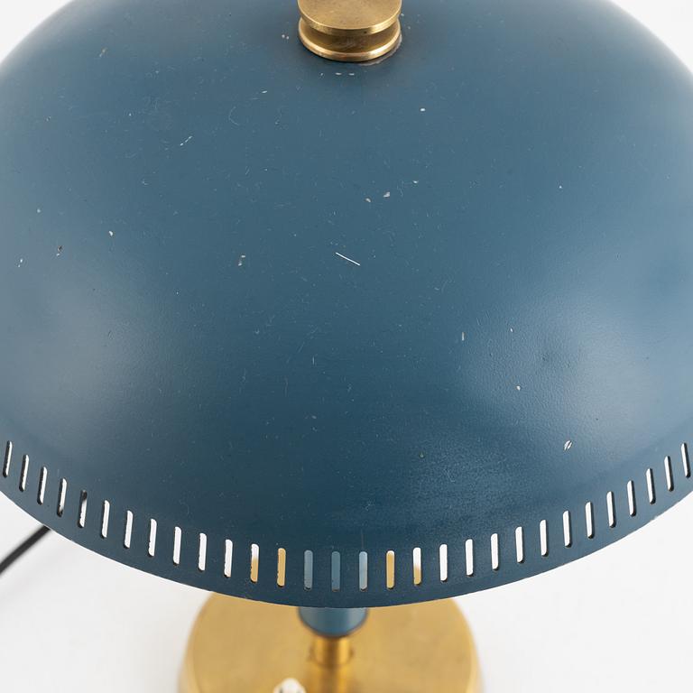 A mid 20th century table lamp, model 6407, Falkenbergs Belysning, Sweden.
