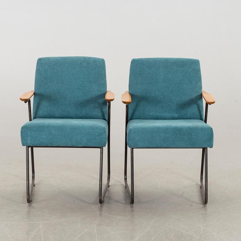 KARMSTOLAR, ett par, 1950/60-tal.