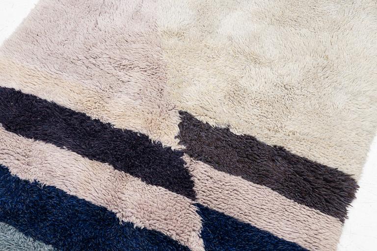 Ulla Vapaavuori, matta, rya, Finland, 170 x 135 cm.