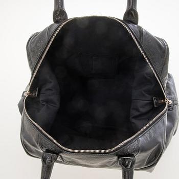 YVES SAINT LAURENT Easy Patent Leather Boston Bag. - Bukowskis