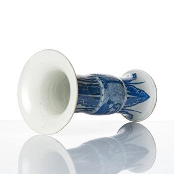 A blue and white vase, Qing dynasty, Kangxi (1662-1722).