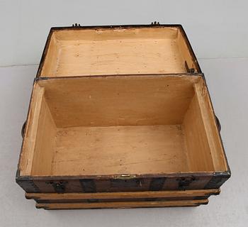 KOFFERT, tidigt 1900-tal.