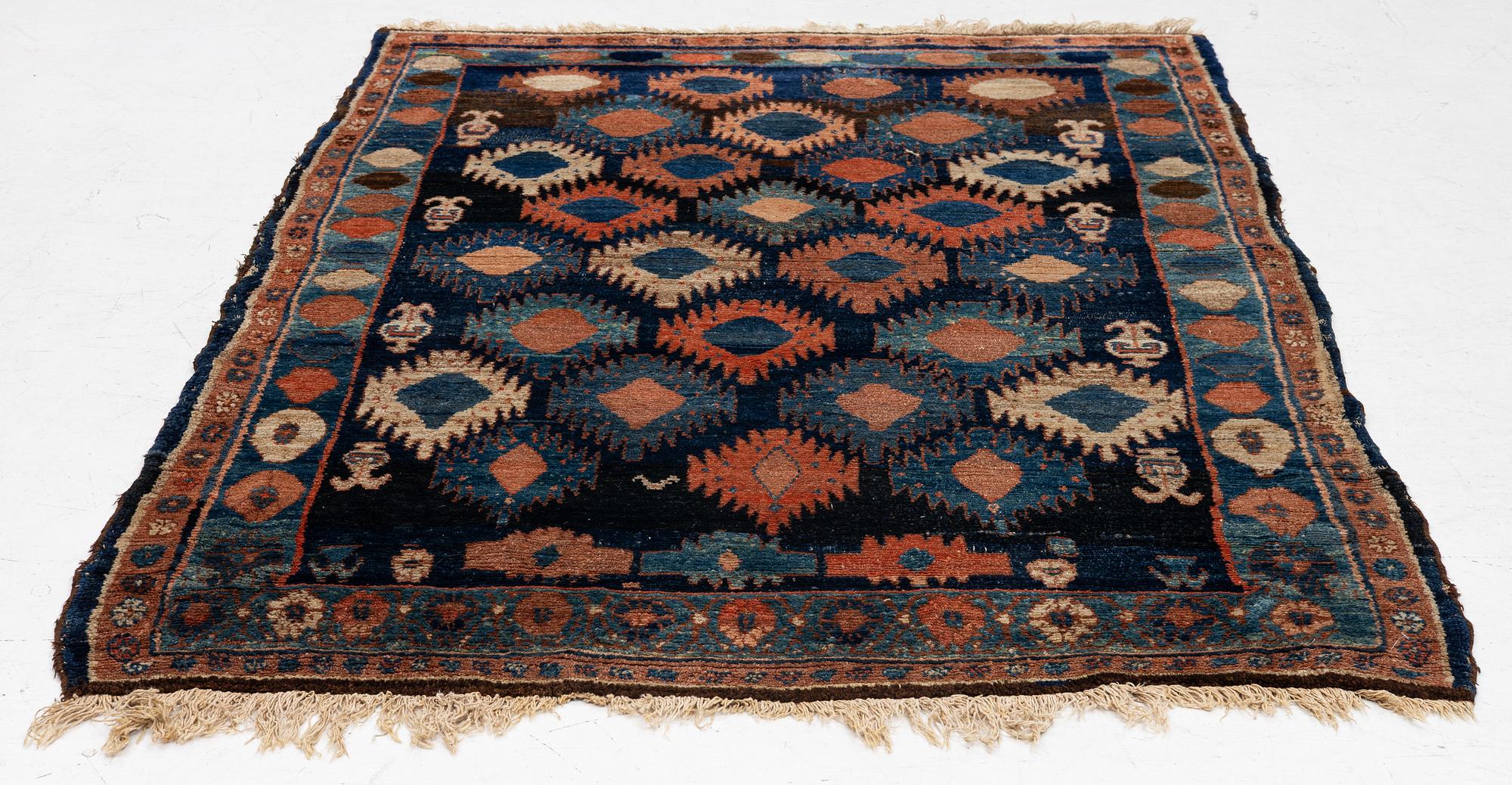 Matta, orientalisk, antik, ca 195 x 130 cm.