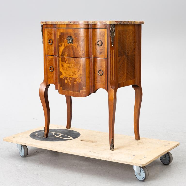 Byrå, Louis XVI-stil, tidigt 1900-tal.