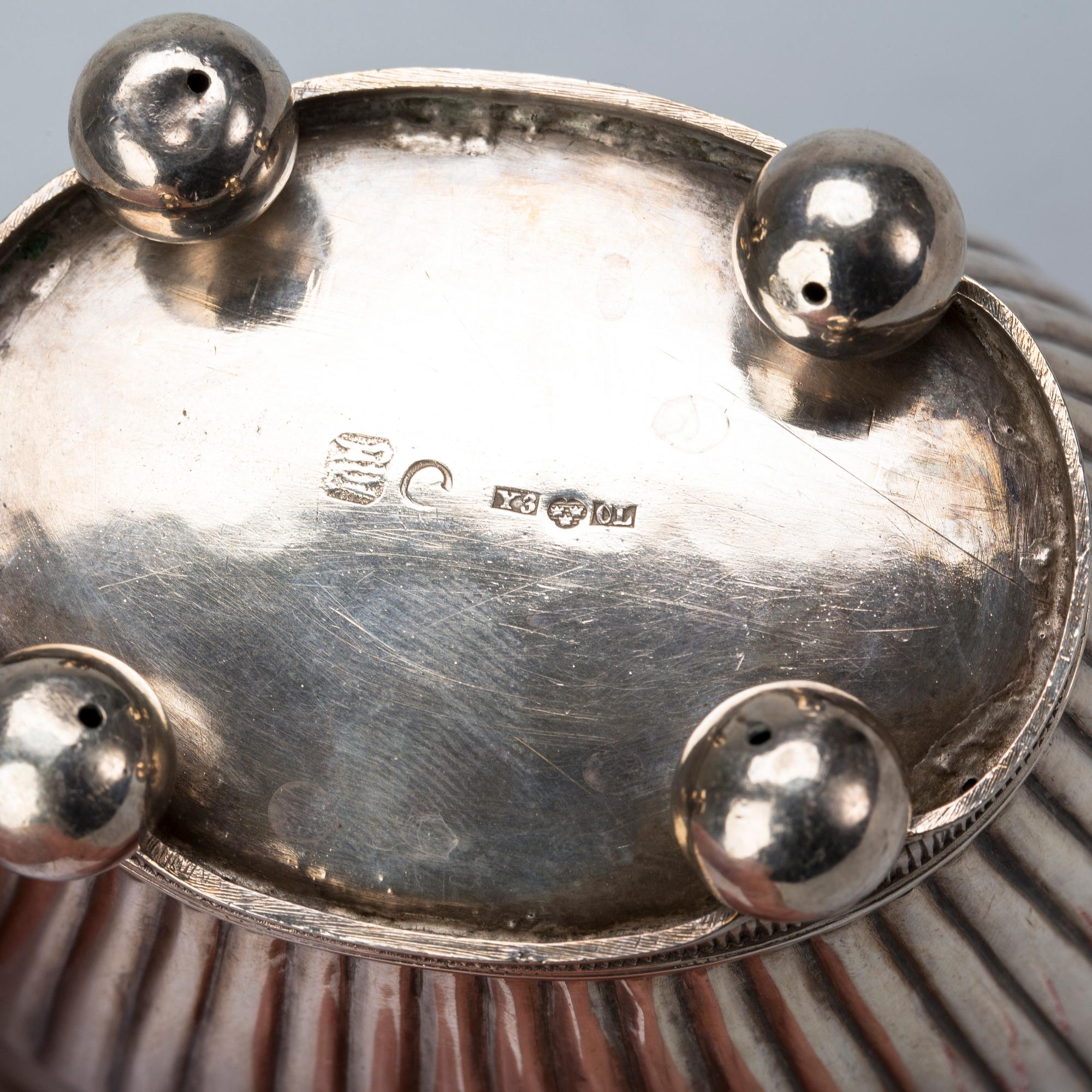 GRÄDDKANNA, silver, empire, Carl Lindström, Borås, 1829, vikt ca 130g.
