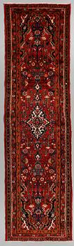 GALLERIMATTA, Hamadan, sent 1900-tal, ca 300x80 cm.
