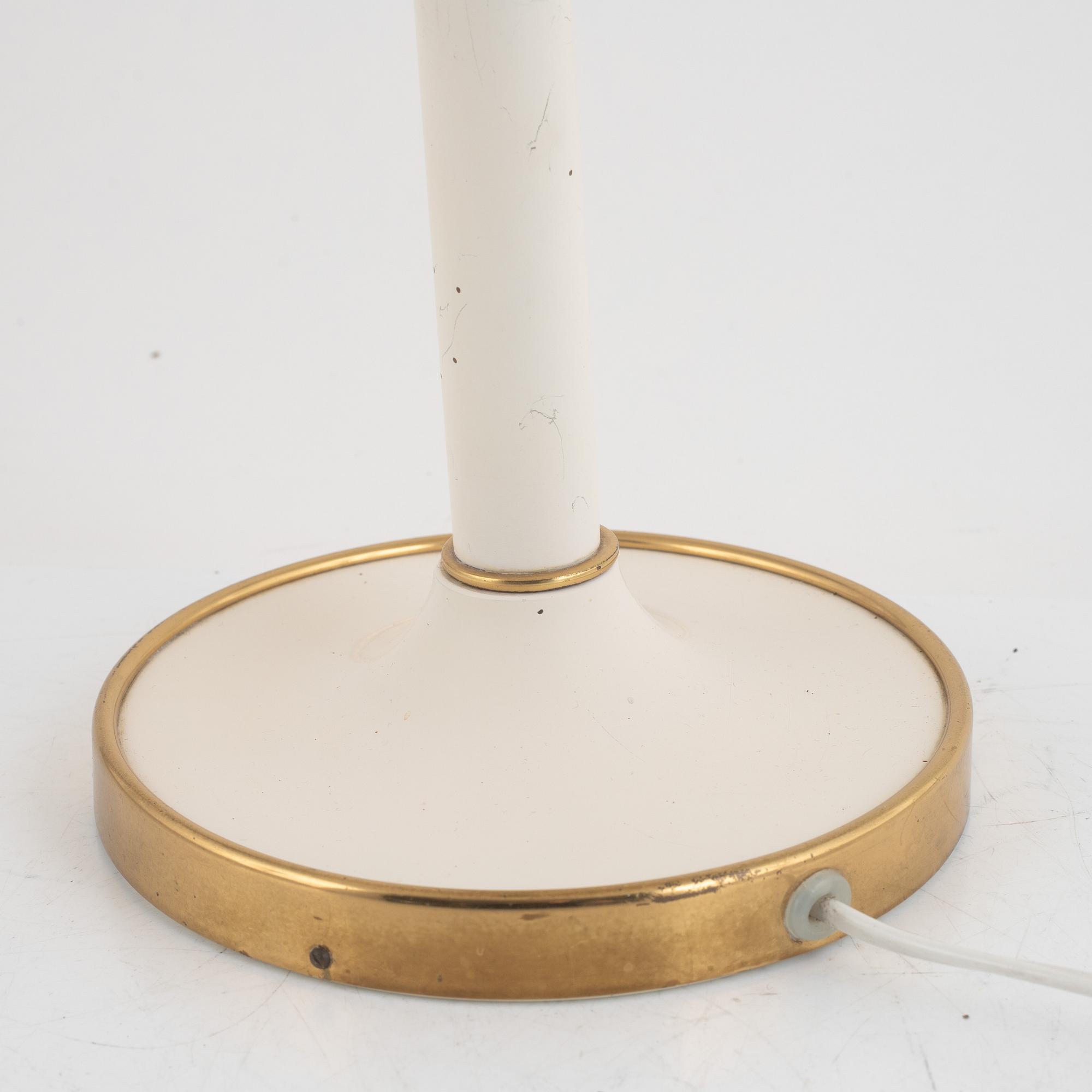 Josef Frank, bordslampa, modell 2466, Firma Svenskt Tenn.