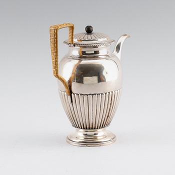 KAFFEKANNA, silver, Wien, möjligen 1869. Vikt ca 628 gram.