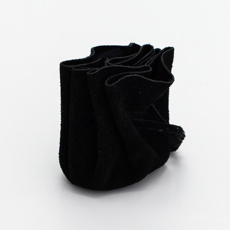 Björn Weckström, Halsband "Magisk pärla", 14K guld och odlad pärla. Lapponia 1967.