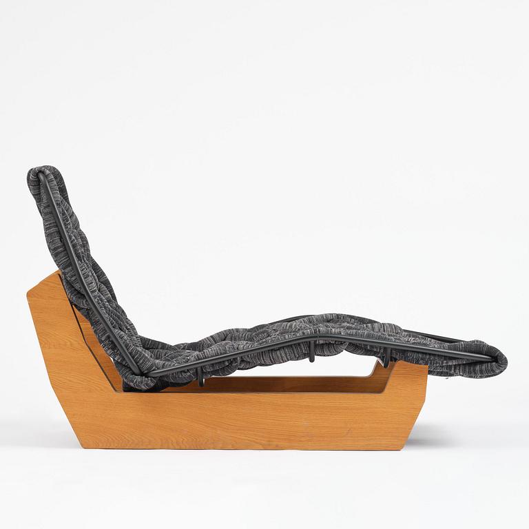 Patricia Urquiola, vilfåtölj, "Biknit", Moroso, Italien, efter 2011.