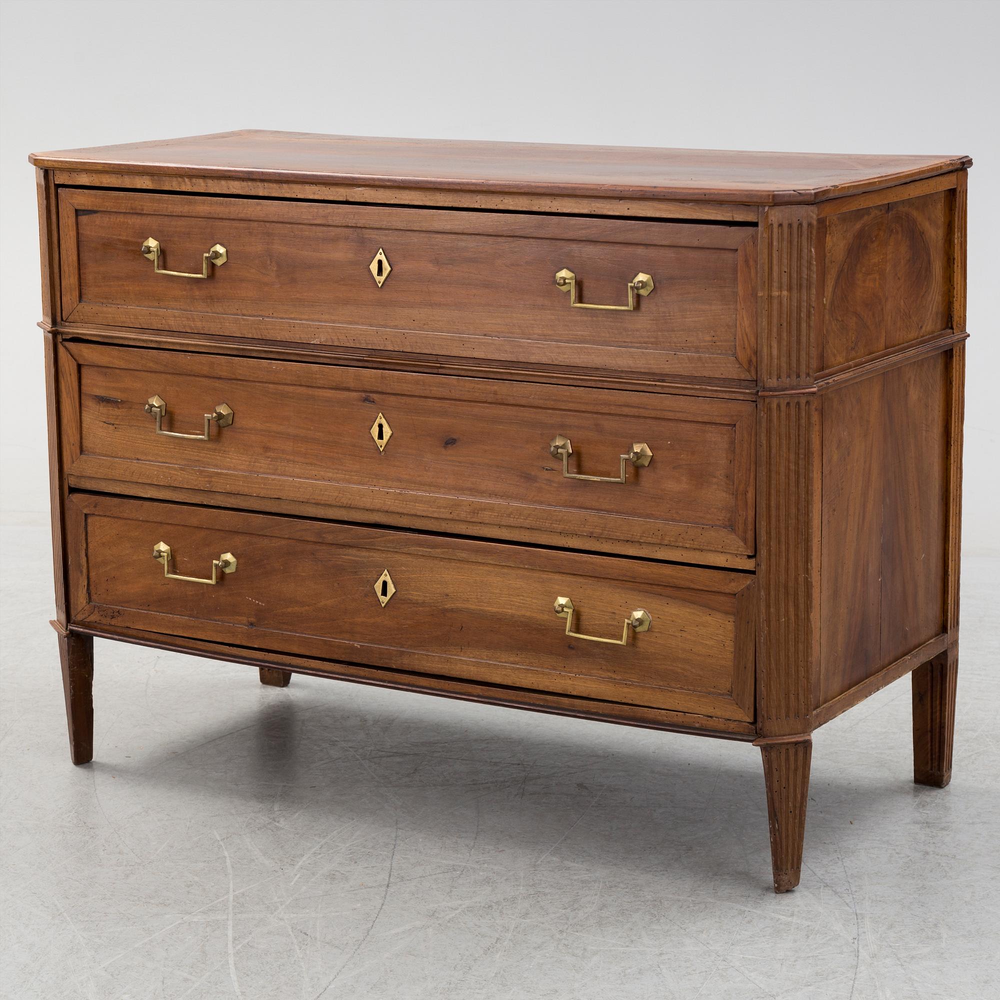 A late gustavian chest of drawers from around year 1800.