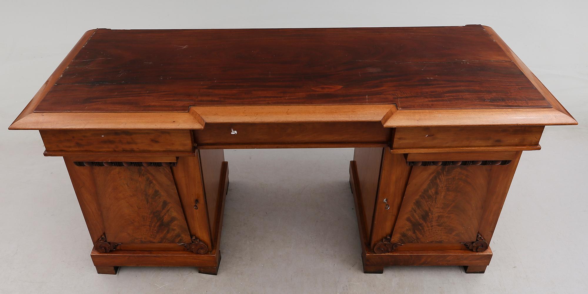 SIDEBOARD, 1800-talets andra hälft.