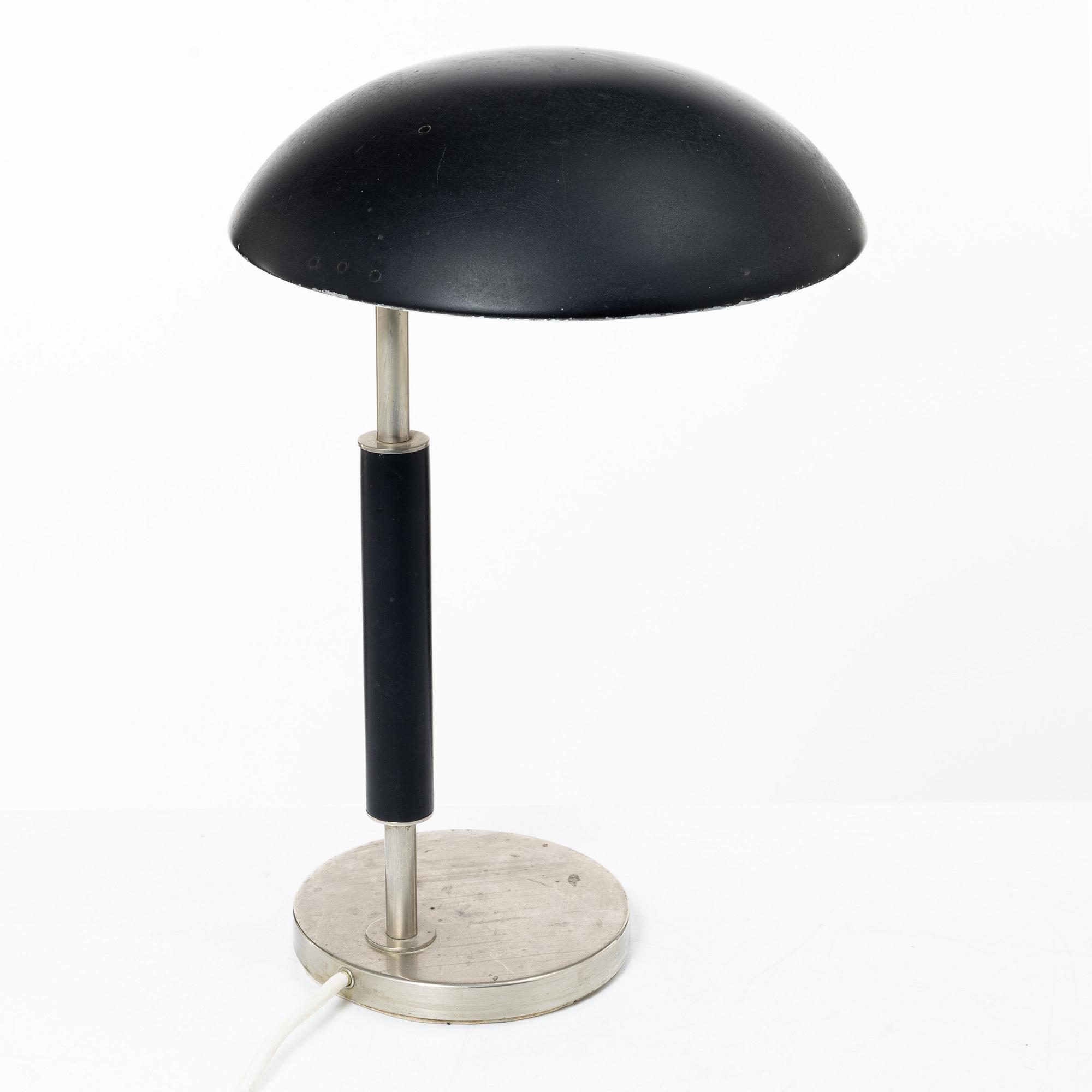 Harald Notini, bordslampa, modell 15091 A, Arvid Böhlmarks Lampfabrik, Stockholm, 1930-tal.