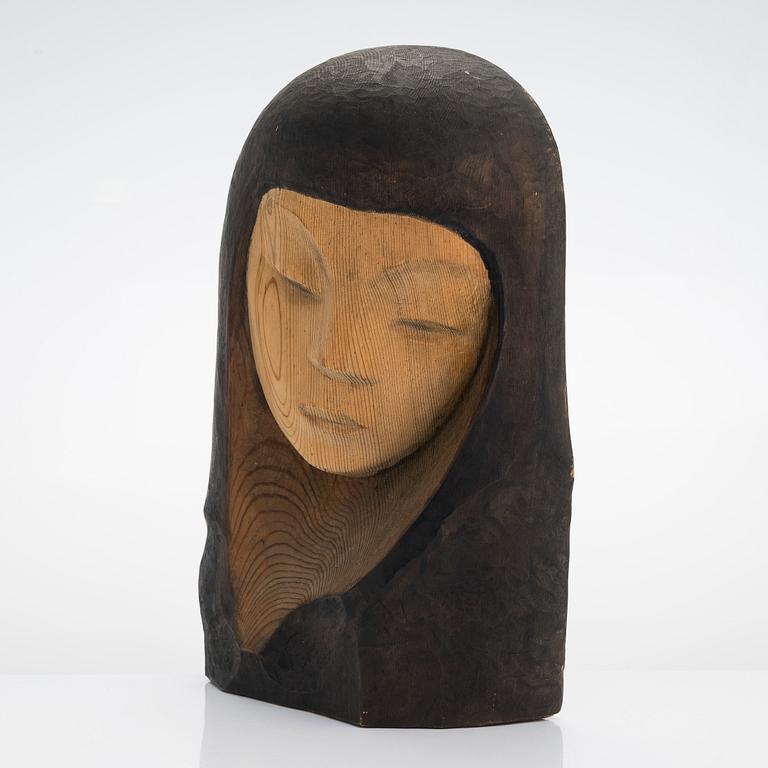 Gunnar Uotila, a wooden sculpture, signed and dated 1979.