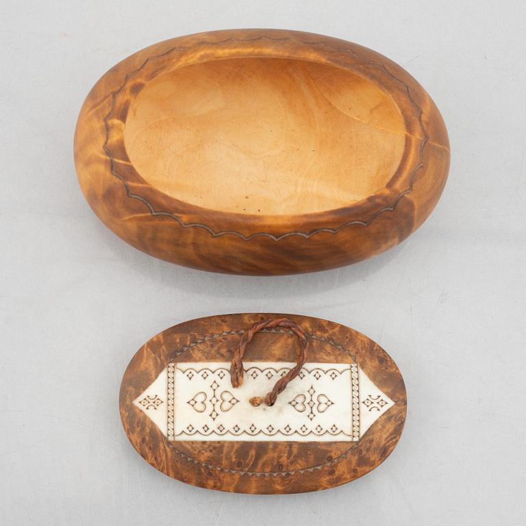 Per Sunna, a birch box with an engraved reindeer horn panel, signed.