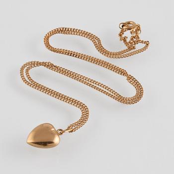 HÄNGE, 18K guld, kattfotstämplat. Vikt 4,2 gram.