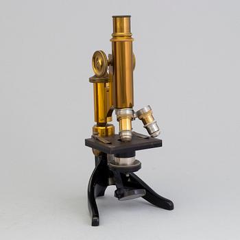 A microscope, signed E. Leitz, Wetzlar, marked and dated label Nr. 64739, 1902.