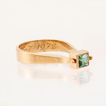 Rey Urban, ring in 18K gold with a square step-cut green tourmaline, Stockholm 1967.