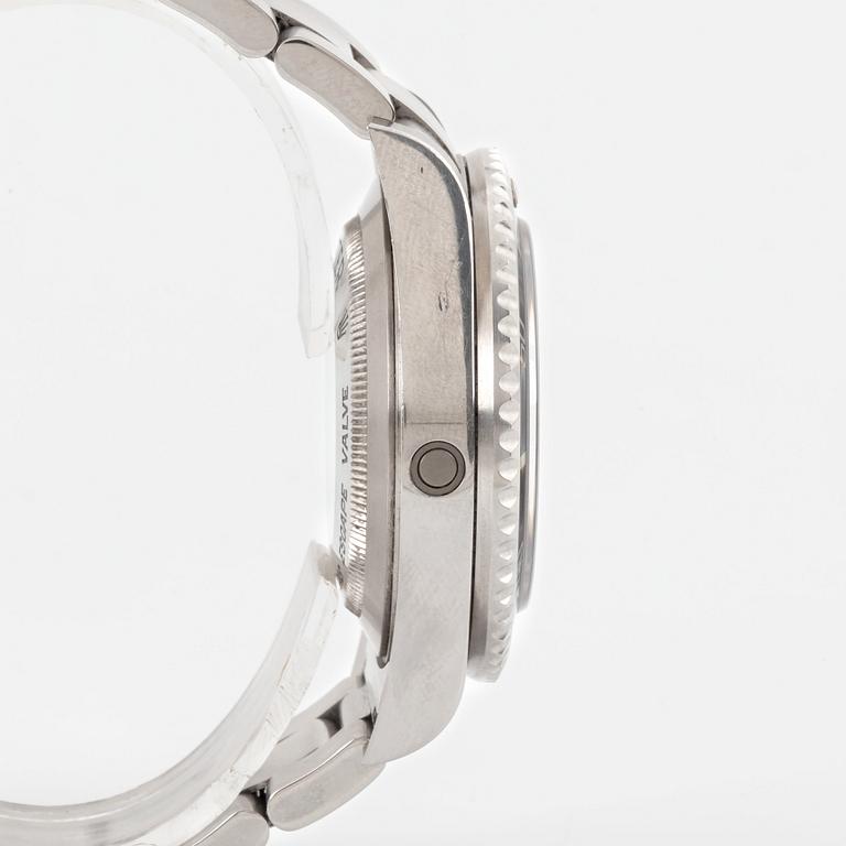 Rolex, Sea-Dweller.