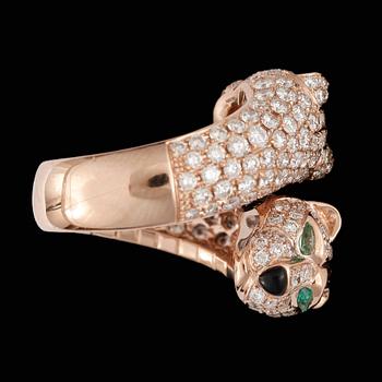 RING, 18k roseguld med briljantslipade diamanter tot ca3,62ct samt 4 små smaragder. Vikt ca13g.