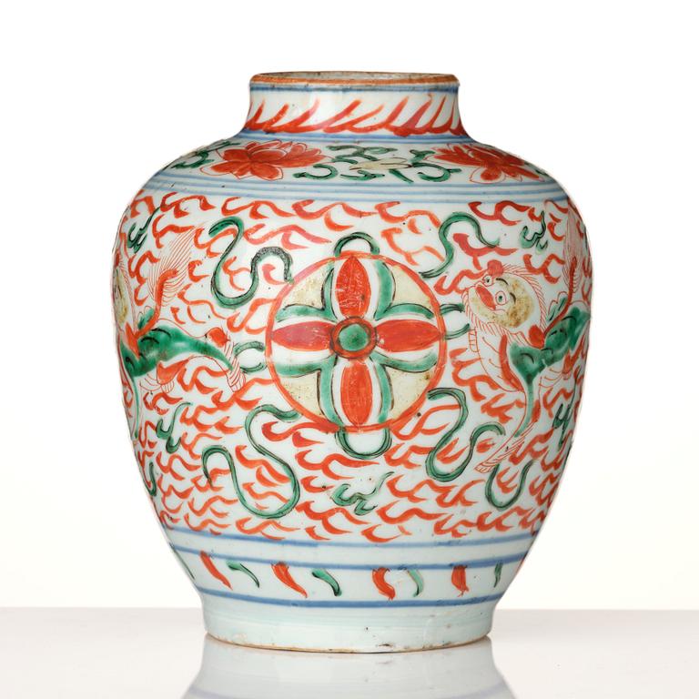 A wucai Transitional jar, 17th Century.