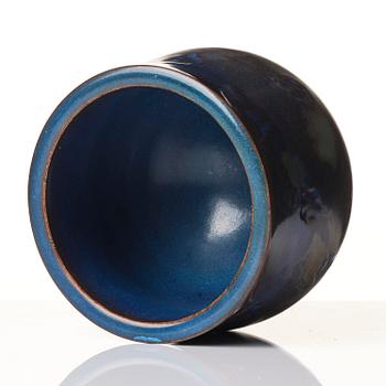 Wilhelm Kåge, a set of two early Farsta stoneware bowls, Gustavsberg 1933 and 1936.