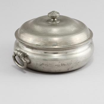 GRÖTSKÅL, tenn, Johannes Strössberg, Vimmerby, 1828.