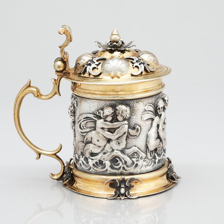 A German 17th century parcel-gilt silver tankard, mark of David Schwestermüller I, Augsburg 1634-1635.