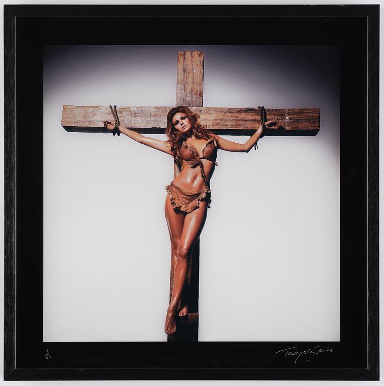 Terry O'Neill, "Raquel Welch on the Cross, Los Angeles, 1970".