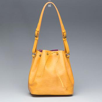 VÄSKA, "Petit Noé", Louis Vuitton.