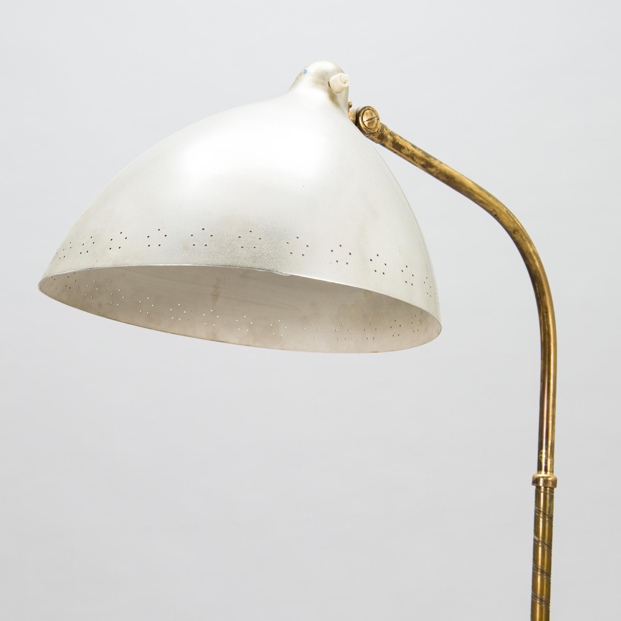 Lisa Johansson-Pape, A mid-20th century '2062' floor light, Stockmann Orno, Finland.
