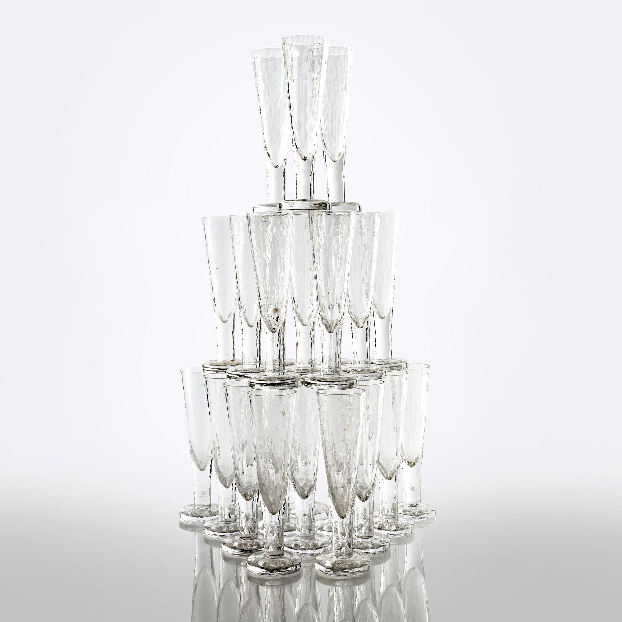 A set of 26 21st century champagne glass.