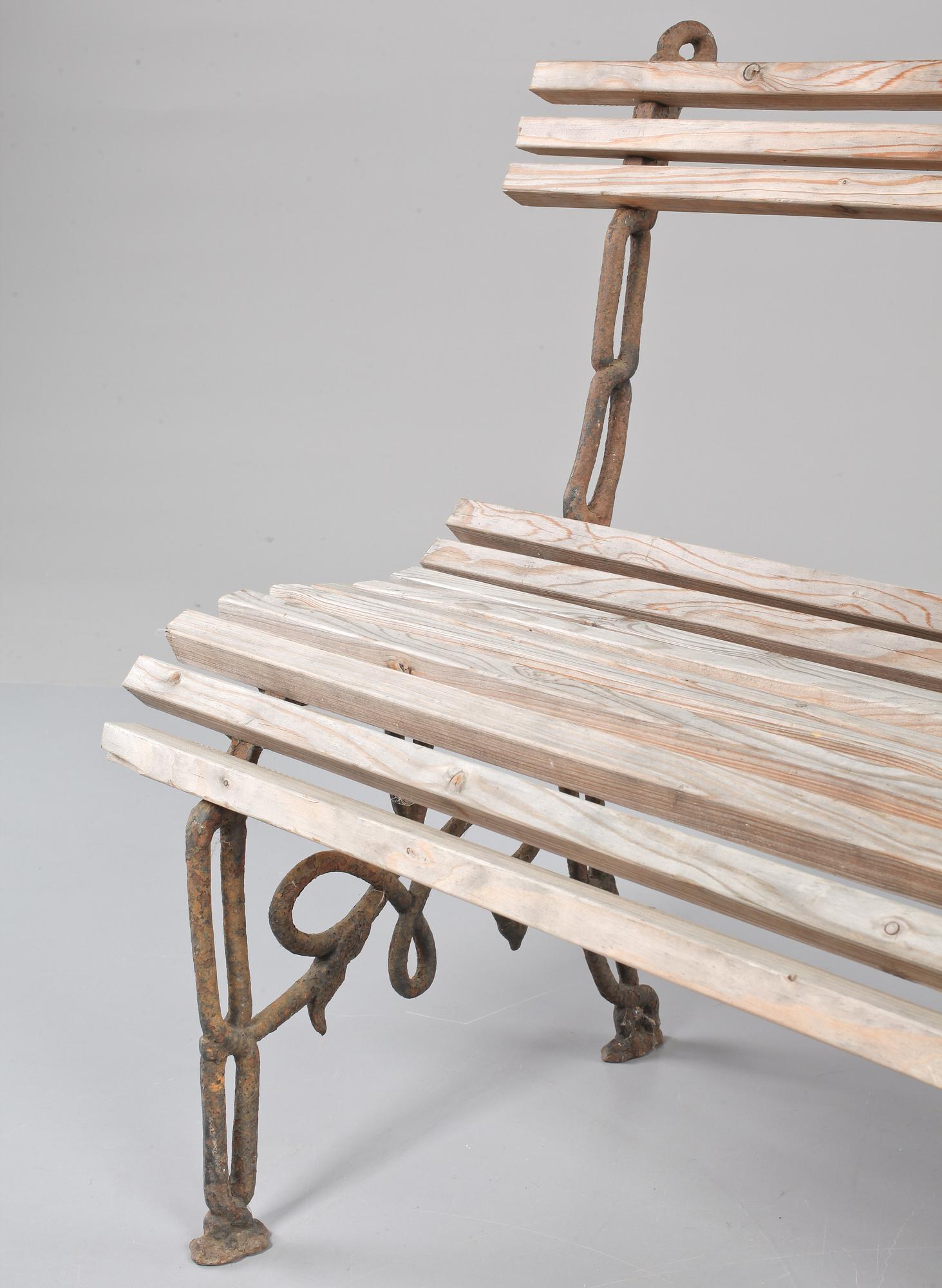 TRÄDGÅRDSSOFFA, omkring 1900-talets mitt.