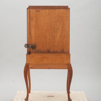 BARSKÅP, 1900-talets mitt.