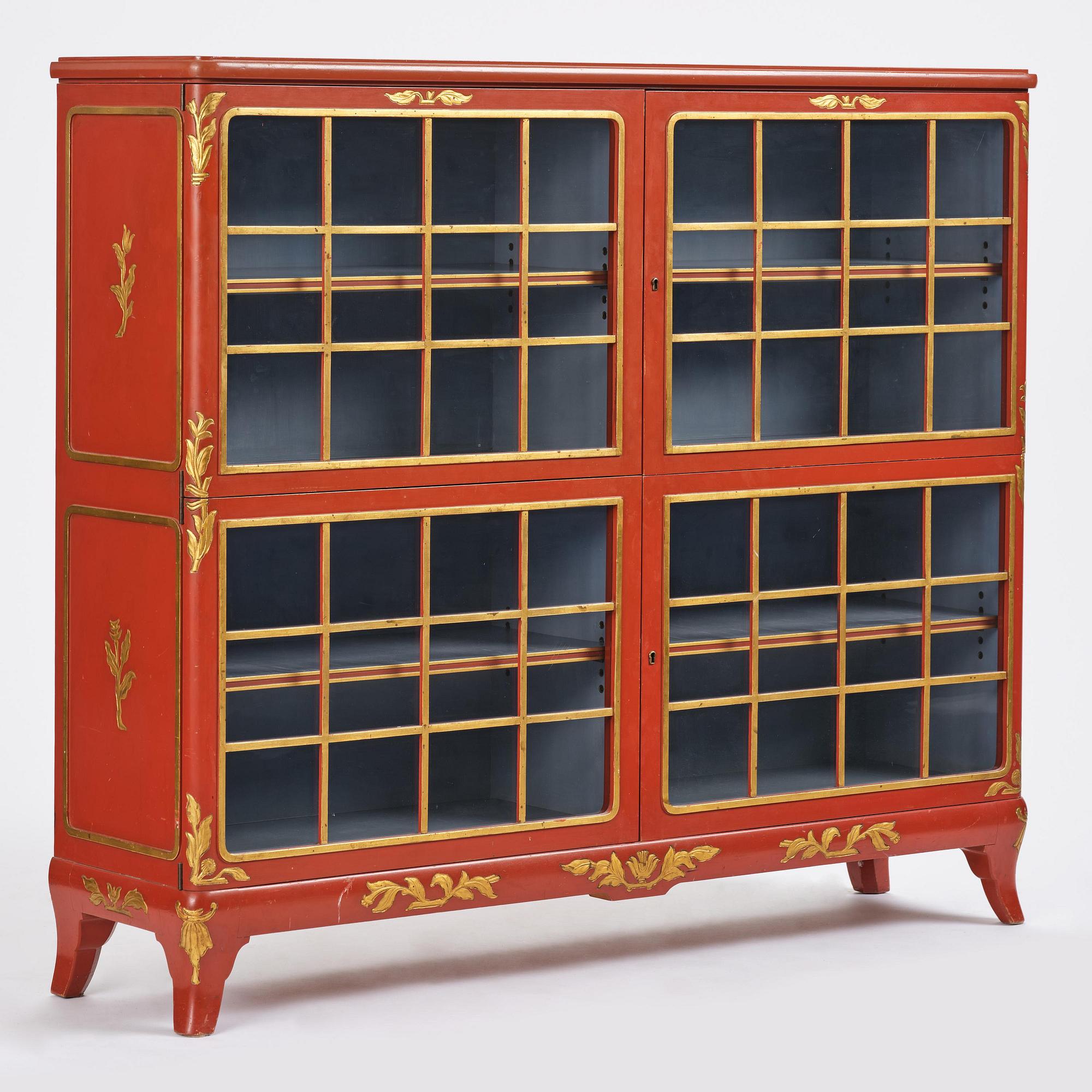 Carl Malmsten, a Swedish Grace showcase cabinet, cabinetmaker Albin Johansson, Stockholm, for Villa Kvikkjokk, 1928.