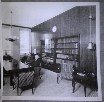 PAAVO TYNELL, kattovalaisin, Taito 1940-luku.