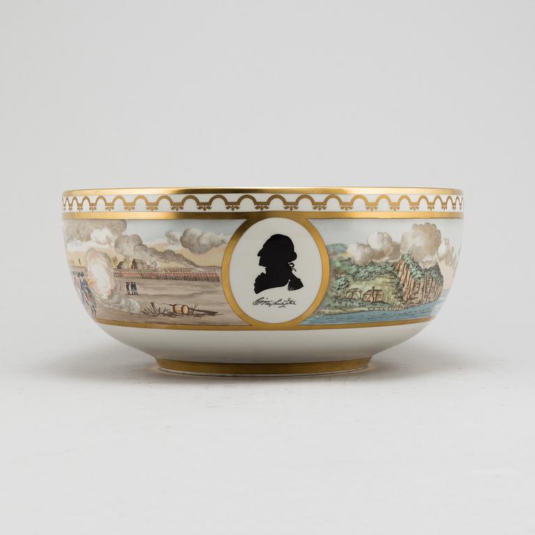 A Royal Copenhagen punch bowl in comemoration of the American Revolution 1776-1976.