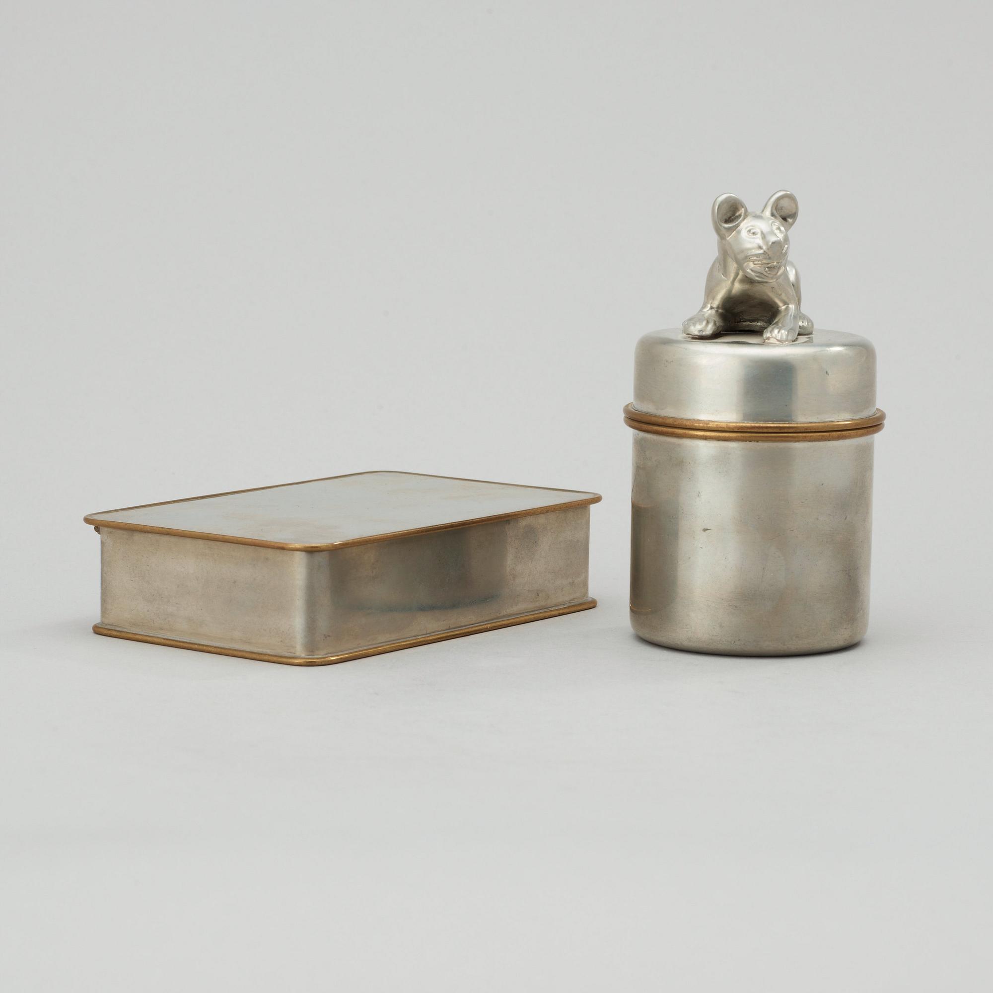 FIRMA SVENSKT TENN, burk och dosa, Stockholm 1952.