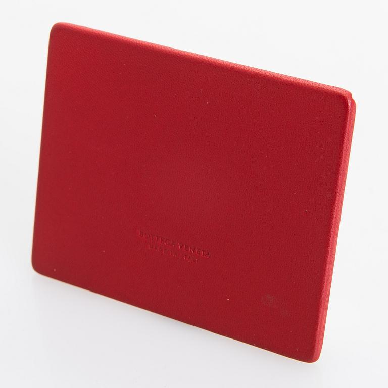 Bottega Veneta, A Double Zip 'Nodini' Bag.