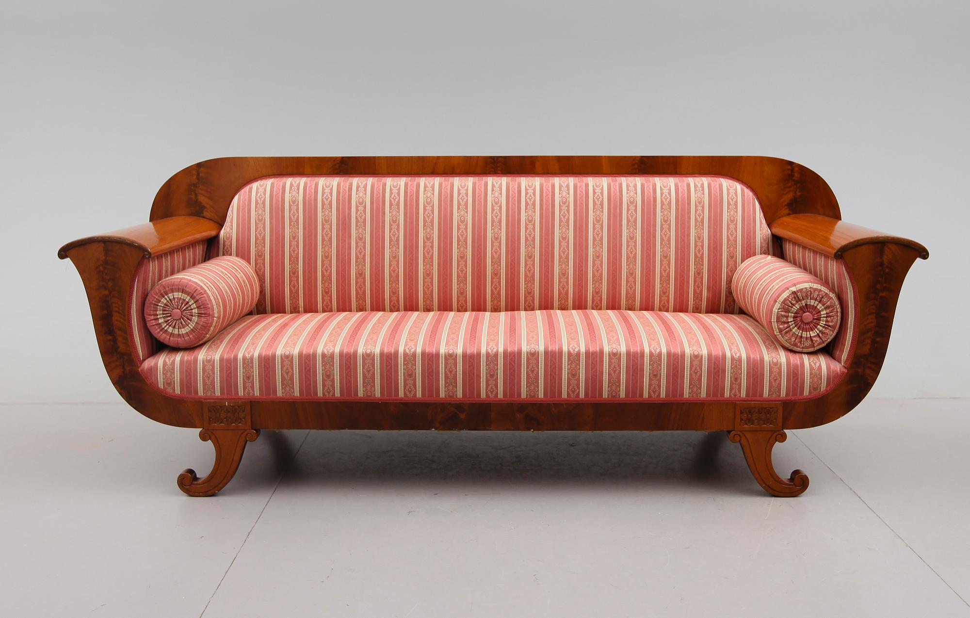 SOFFA, Karl Johanstil, 1900-talets mitt.