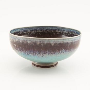 Berndt Friberg, bowl signed and with Gustavsbergs studiohand stoneware.