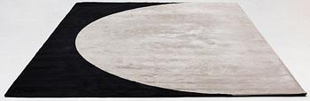 Rodolfo Dordoni, Matta, "Dibbets Circle", Minotti, Italien. ca 350 x 250 cm.