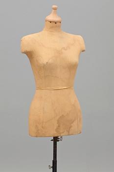 PROVDOCKA, 1900-talets mitt.