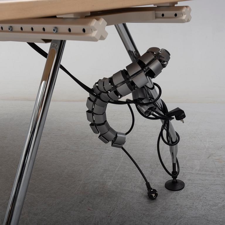 An 'Ad Hoc' desk by Antonio Citterio, Vitra.