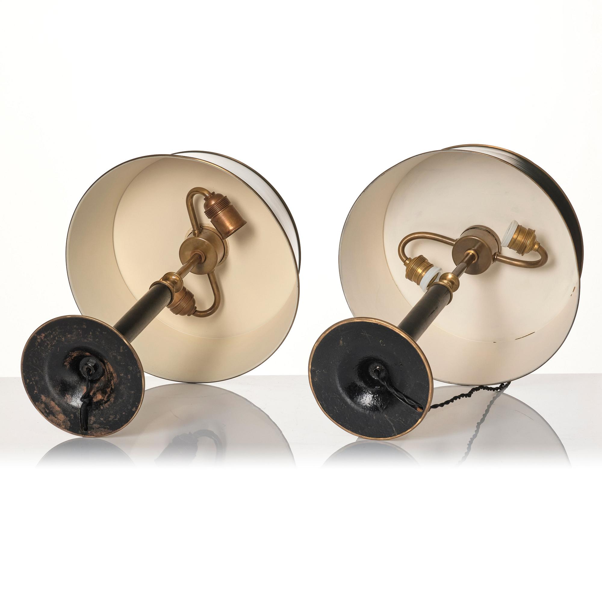 Melchior Wernstedt, a pair of table lamps, model "25760", Nordiska Kompaniet, 1920s.