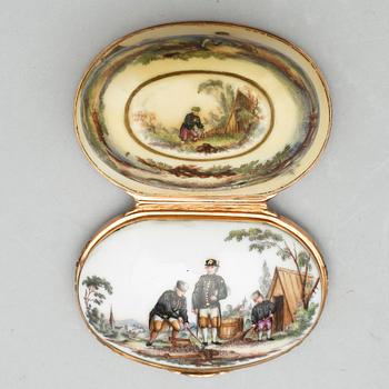 DOSA, porslin, Meissen-liknande märkning, troligen 1800-tal.