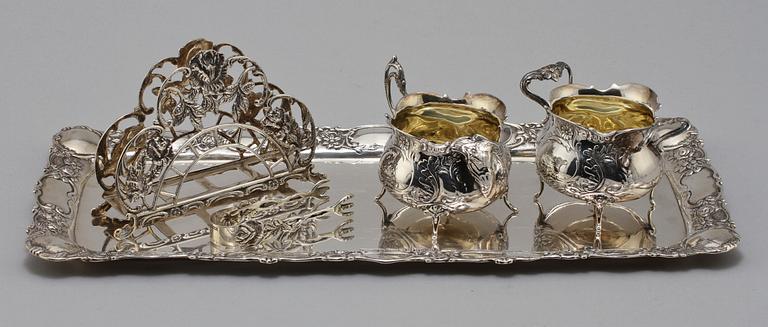 PARTI SILVER, 5 delar, GEWE, Malmö, 1900-talets andra hälft. Vikt 750 g.