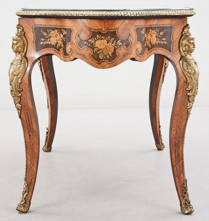 BORD, Louis XV-stil, 1900-talets mitt.