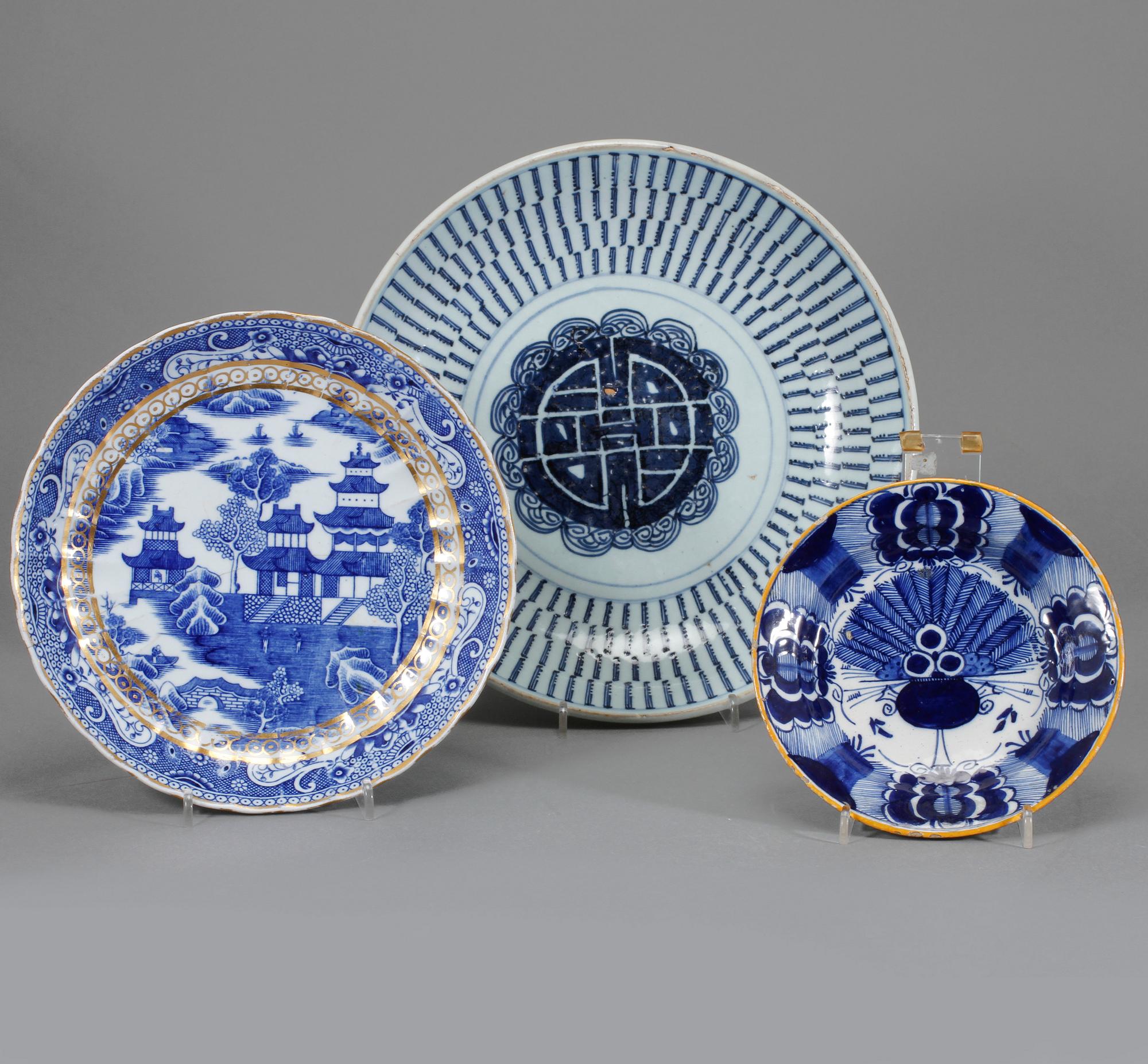 SKÅLFAT, 3 st, keramik, bl a Kina och troligen Holland, 1800-tal.